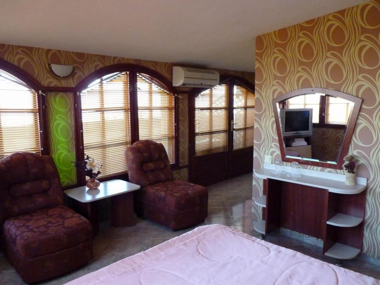 Darling Hotel Sofia Room photo